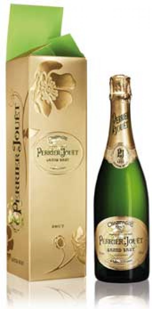 Pernod accentuates Art Noveau association